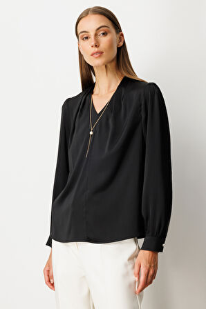 Ekol Kadın Kolye Aksesuarlı V Yaka Bluz 3013 Siyah