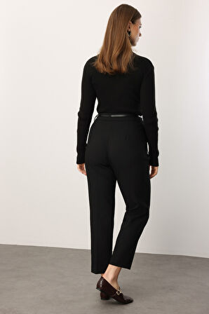 Ekol Kadın Büyük Beden Beli Kemerli Dar Paça Pantolon 1015 Siyah