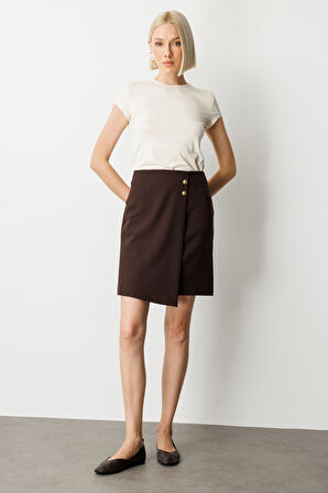Ekol Kadın Asimetrik Kesim Süs Düğmeli Mini Etek 2007 Kahverengi