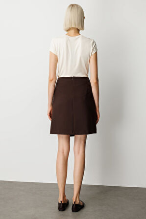 Ekol Kadın Asimetrik Kesim Süs Düğmeli Mini Etek 2007 Kahverengi