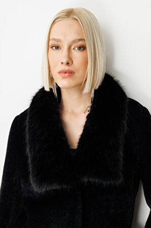 Ekol Kadın Yakası Kürklü Peluş Mont 6027 Siyah