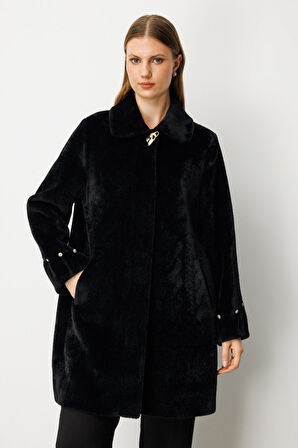 Ekol Kadın Büyük Beden Metal Broşlu Peluş Kaban 6331 Siyah