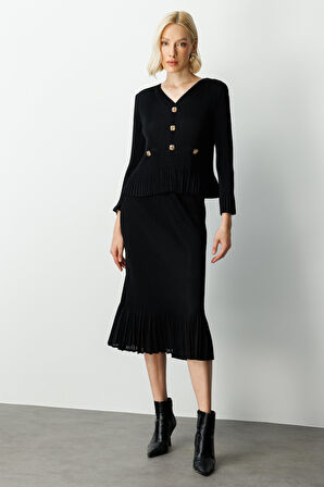 Ekol Kadın Süs Düğmeli Piliseli Bluz 3913 Siyah