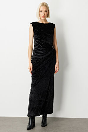 Ekol Kadın Metal Aksesuarlı Simli Kadife Elbise 4085 Siyah