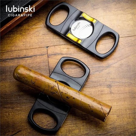 Lubinski Plastik Standlı Puro Kesici Siyah/Gold 60 Ring