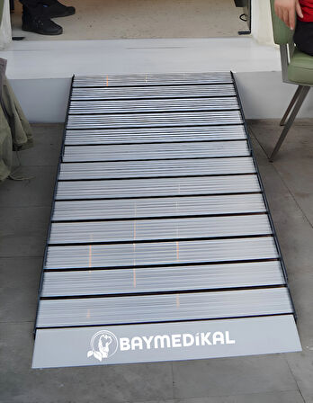 Engelli Rampası | Katlanır, Portatif, Kaymaz Yüzeyli, Yüksek Taşıma Kapasiteli 100x75cm