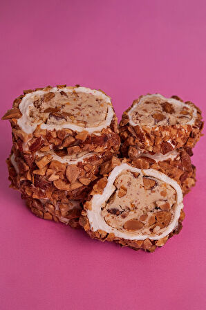 Sarma  Lokum  Badem Kaplamalı 300 Gram