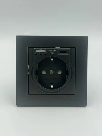 MUTLUSAN RİTA USB+TYPE-C Lİ TOPRAKLI PRİZ FÜME