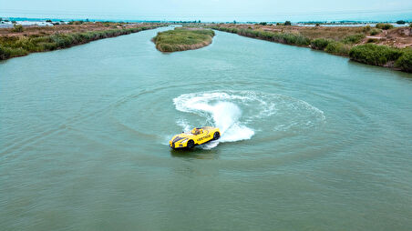 Ocean Bugatti Jetcar  WaterCar Yellow