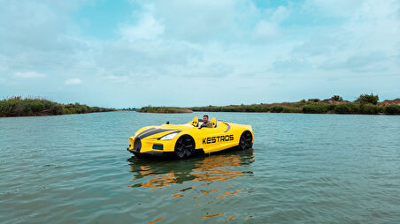 Ocean Bugatti Jetcar  WaterCar Yellow