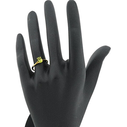 Peridot Oval Tektaş Yüzük