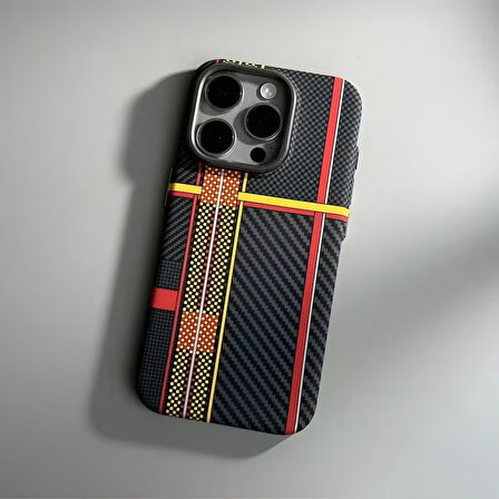ŞOK FİYAT!! Iphone 16 Plus Uyumlu Karbon Fiber MagSafe Özellikli Kılıf