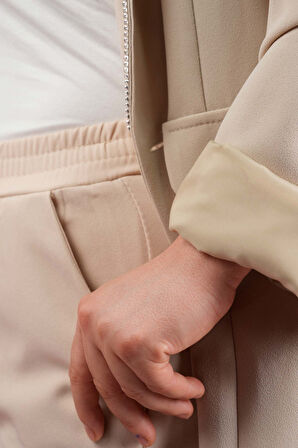 Kadın Dar Kalıp Havuç Pantolon Bel Lastikli Pantolon Krem