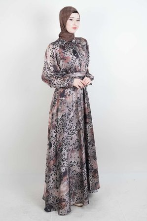 Tesettür Elbise Leopar Desenli Prenses Kol Saten Elbise Siyah 