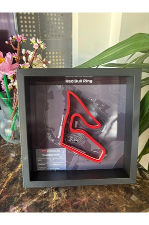 Arvina Atelier 3D Formula 1 Pist Haritası Austria Red Bull Ring | Çerçeveli Dekoratif Tablo
