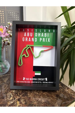 Arvina Atelier Formula 1 Abu Dhabi Yas Marina 3D Pist Haritası Çerçeveli Dekoratif Tablo