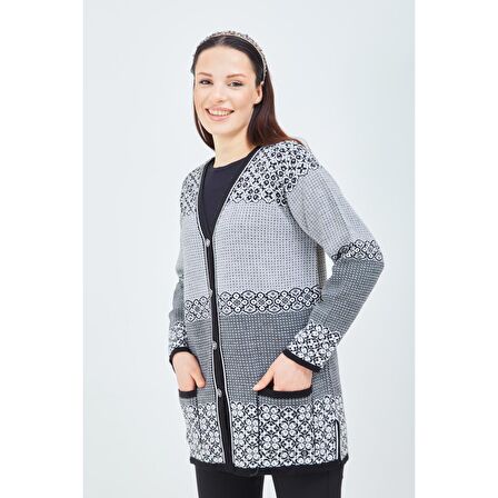 Fresh&Moda Kadın Siyah Beyaz  Desenli Triko Düğmeli Cepli Kışlık Anne Hırkası