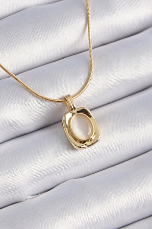 HediyeMarketim  Çelik Gold Renk Kare Beyaz Sedefli Figür Vintage Kadın Kolye