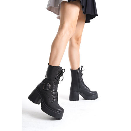 Linma Siyah Cilt Bağcıklı Topuklu Bot - Lisinya