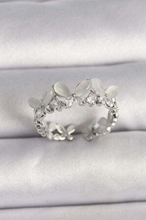 Pirinç Gümüş Renk Zirkon Taşlı Beyaz Mineli Kelebek Model Ayarlanabilir Yüzük - Lisinya