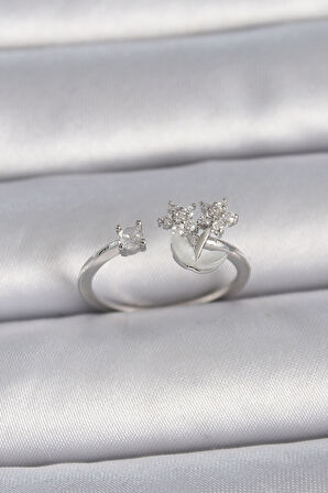 Pirinç Gümüş Renk Ayarlanabilir Zirkon Taşlı Yıldız Model Kadın Yüzük - Lisinya