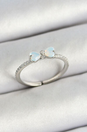 Pirinç Fiyonk Figürlü Zirkon Taşlı Gümüş Renk Ayarlanabilir Kadın Yüzük - Lisinya