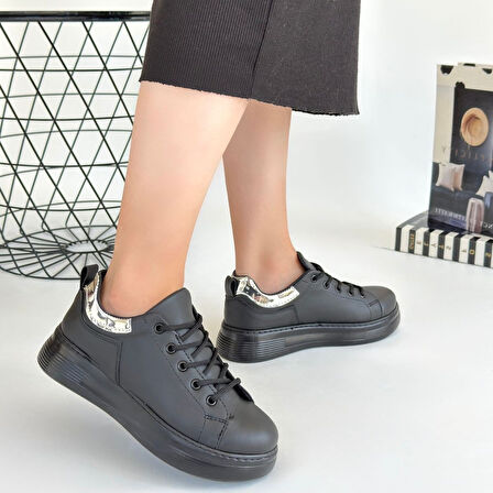 Sofio Siyah Cilt Bağcıklı Spor Ayakkabı - Lisinya