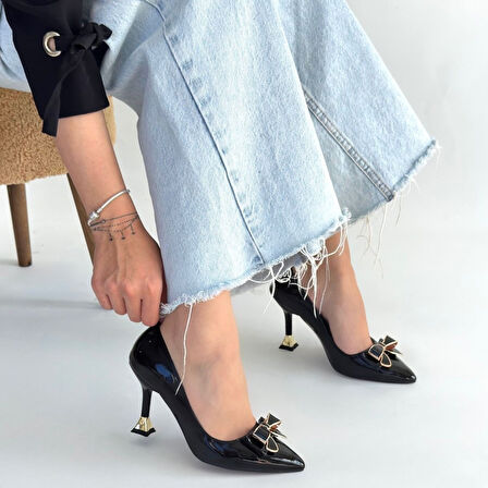 Coby Siyah Rugan Topuklu Ayakkabı - Lisinya