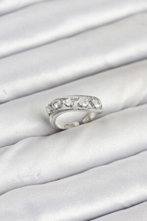 Pirinç Gümüş Renk Zirkon Taşlı Kadın Yüzük - Lisinya