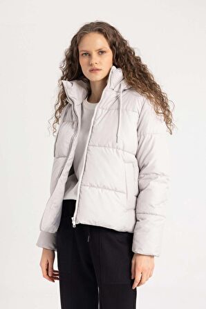 DeFacto Su Geçirmez Regular Fit Kapüşonlu Şişme Mont C0488AX24SPGR457
