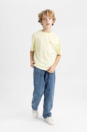 DeFacto Erkek Çocuk Oversize Geniş Kalıp Bisiklet Yaka 3D Kısa Kollu Tişört B6124A824SMGN1158