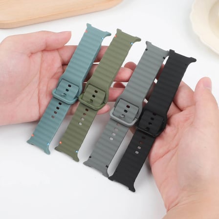 CaseOnn Samsung Galaxy Watch 9 44mm Kordon Dikiş Detaylı Esnek Silikon Kayış Açık Mavi