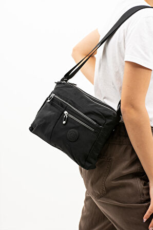 Çok Cepli Çapraz Askılı Kadın Omuz Çantası Orta Boy Günlük HV4006 Siyah