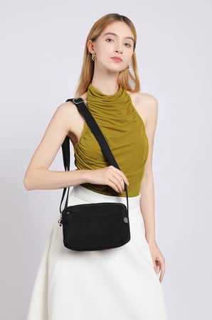 Smart Bags Günlük Küçük Boy Su Geçirmez Hafif Krınkıl Kumaş Kadın Omuz Çantası Siyah