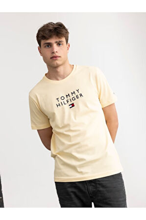  Logolu erkek tişörtü