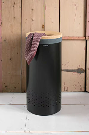 Brabantia Matt Black Mantar Kapaklı Çamaşır Sepeti 35lt
