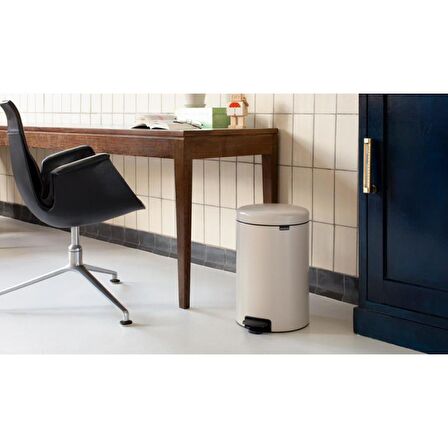 Brabantia Çöp Kutusu 20 litre Newicon Pedallı Mat Bej 149948