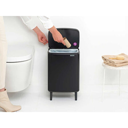 Brabantia Mat Siyah Ayaklı Çöp Kutusu 12 litre 