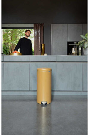 Brabantia Newıcon Warm Gold Pedallı Çöp Kutusu 30lt (8710755238765)