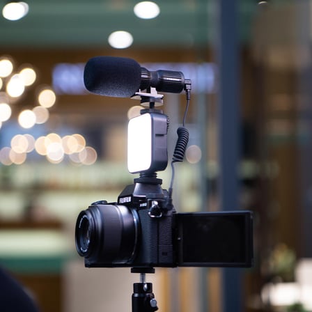 Thronmax C1P Profesyonel Vlogger Video Işıklı Akış Mikrofon Seti