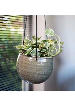 İris Seramik Nane Rengi Askılı Saksı 14x12 cm