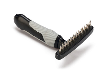 Beeztees Sık Alt Kürklü Köpek Tarağı, 15,5cm , 15,5x11x5cm