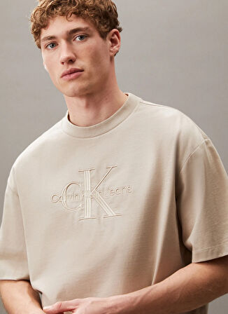 Calvin Klein Jeans Bej Erkek T-Shirt LV04RB295GPAH SS HI LOW EMB 16S JER