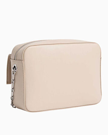 Calvin Klein Pocket Logolu Çapraz Askılı Çanta