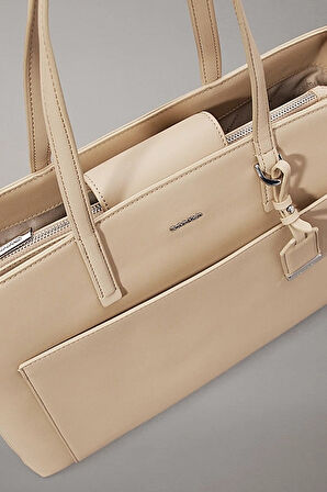 Kadın Ck Must Medium Shopper Omuz Çantası - Bej | undefined