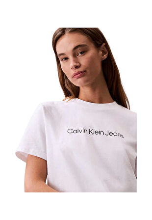 Calvin Klein Jeans Essentials Kadın Beyaz T-shirt LV047C912G-YAA