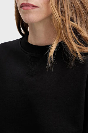 Kadın Cropped Fit Logo Patch'li Sweatshirt - Siyah | XL