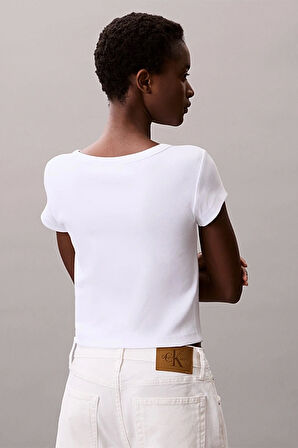 Calvin Klein Jeans Kadın Etiketli Fitilli Kısa Beyaz T-shirt LV047C200G-YAA