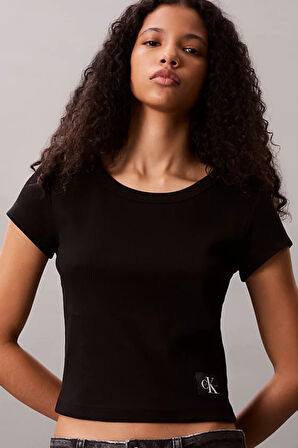 Calvin Klein Kadın Tişört-LV047C200G