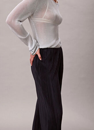 Calvin Klein Yüksek Bel Geniş Fit Mavi Kadın Pantolon LV044A200GCJM